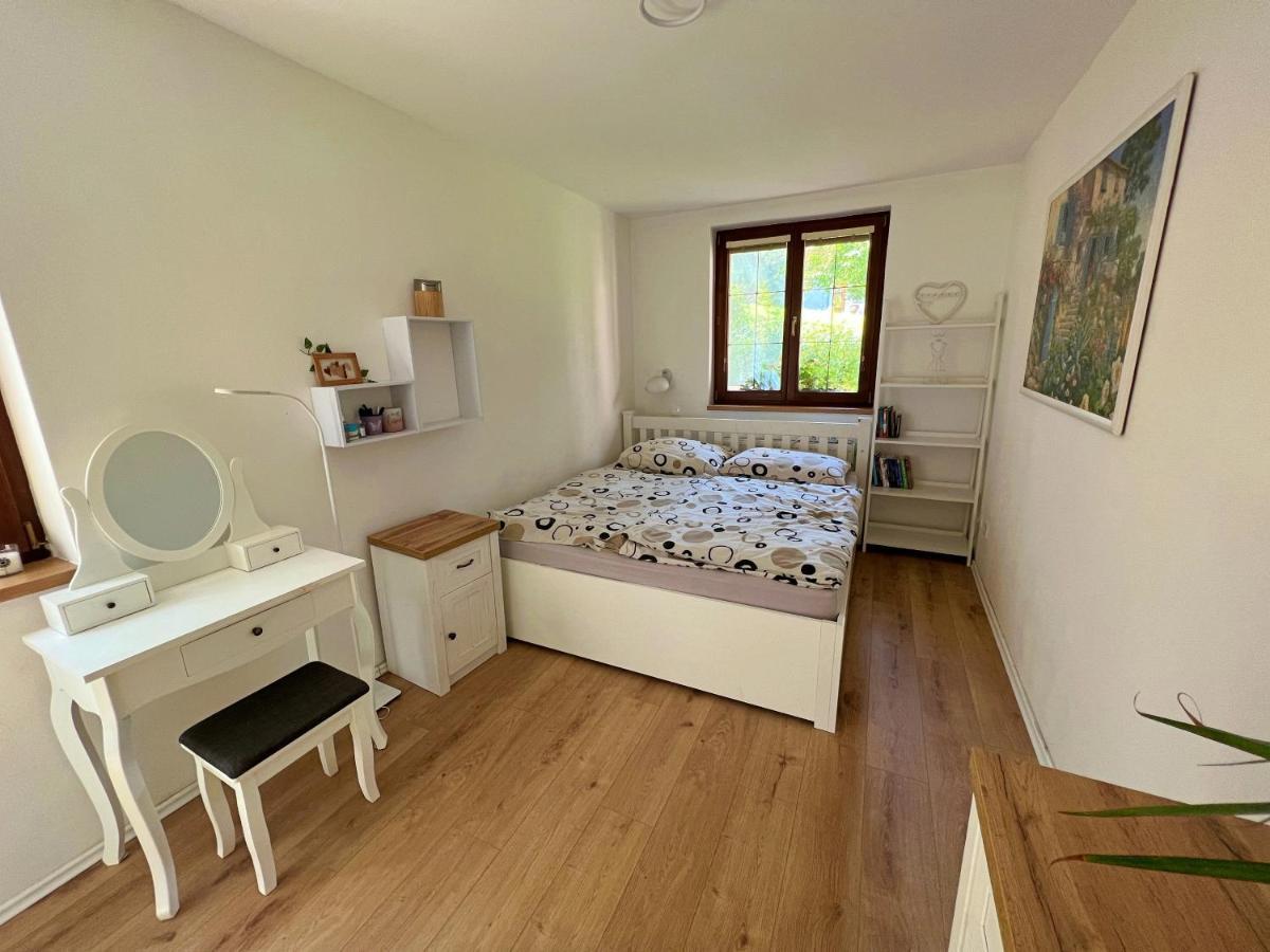 Apartman Stara Sasova Banská Bystrica Exteriör bild